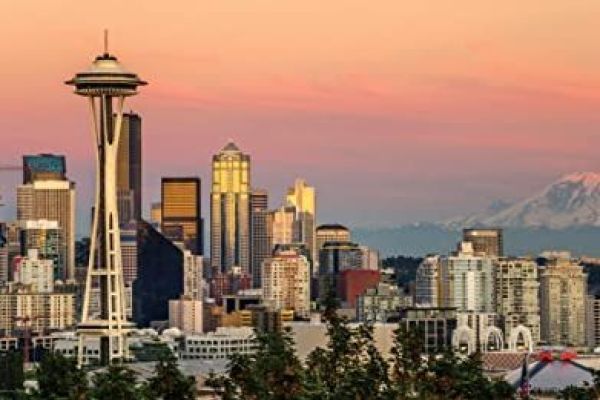 Seattle skyline at dusk