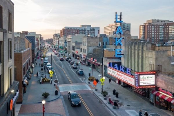Downtown Oak Park, IL